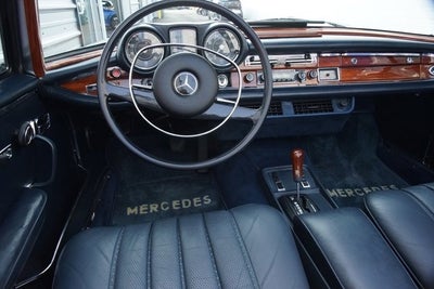 1969 Mercedes-Benz 280SE Convertible