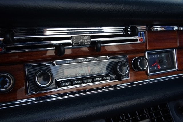 1969 Mercedes-Benz 280SE Convertible