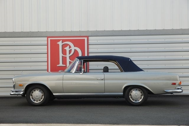 1969 Mercedes-Benz 280SE Convertible