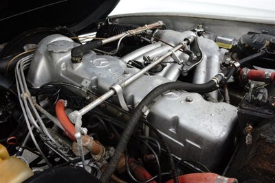 1966 Mercedes-Benz 230SL Roadster