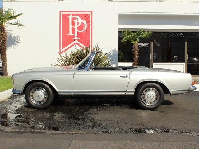 1967 Mercedes-Benz 250SL Roadster