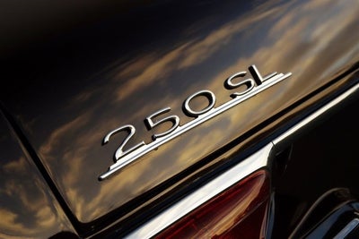 1967 Mercedes-Benz 250SL Roadster