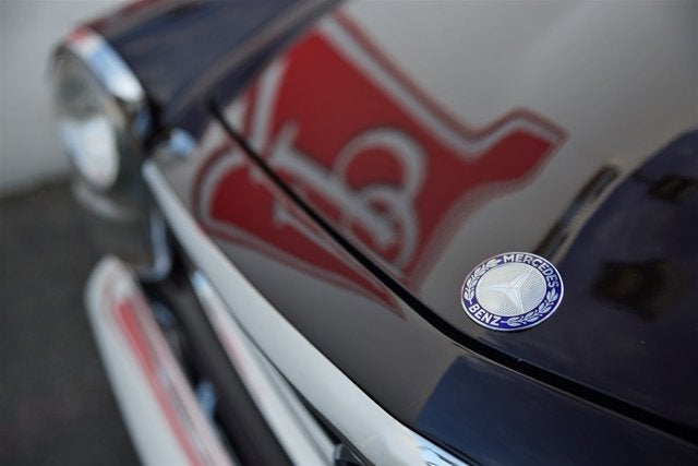 1967 Mercedes-Benz 250SL Roadster