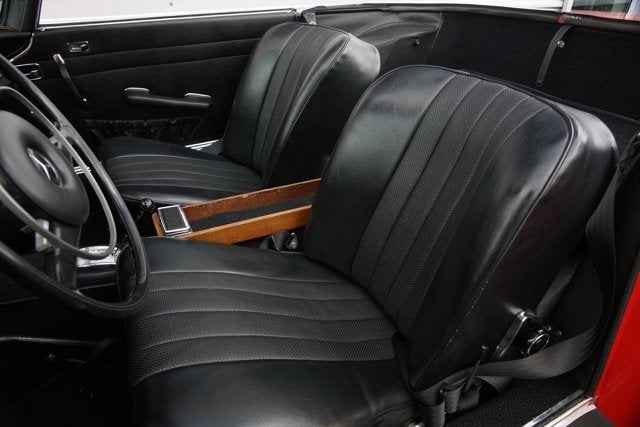 1968 Mercedes-Benz 280SL Roadster