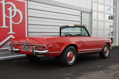 1968 Mercedes-Benz 280SL Roadster