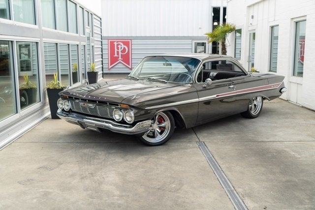 1961 Chevrolet Impala Resto Mod