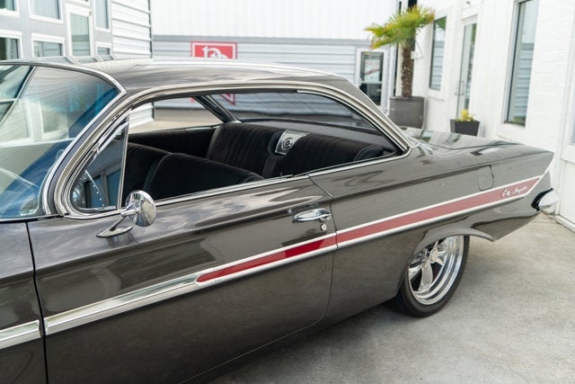 1961 Chevrolet Impala Resto Mod