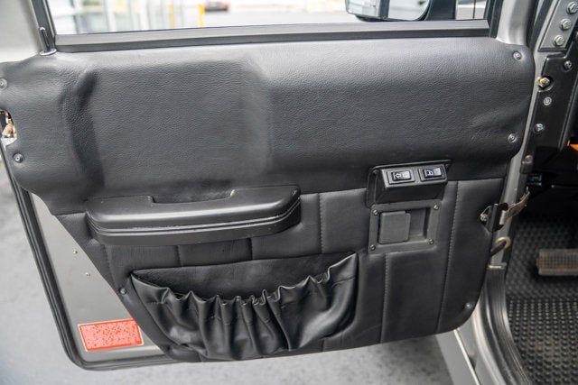 2001 AM General Hummer 4-Passenger Wgn Enclosed