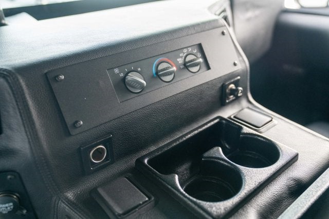 2001 AM General Hummer 4-Passenger Wgn Enclosed