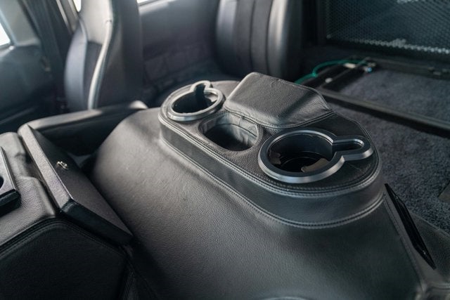 2001 AM General Hummer 4-Passenger Wgn Enclosed