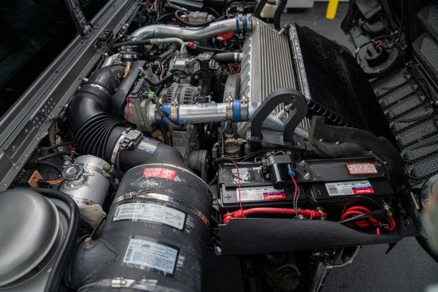 2001 AM General Hummer 4-Passenger Wgn Enclosed