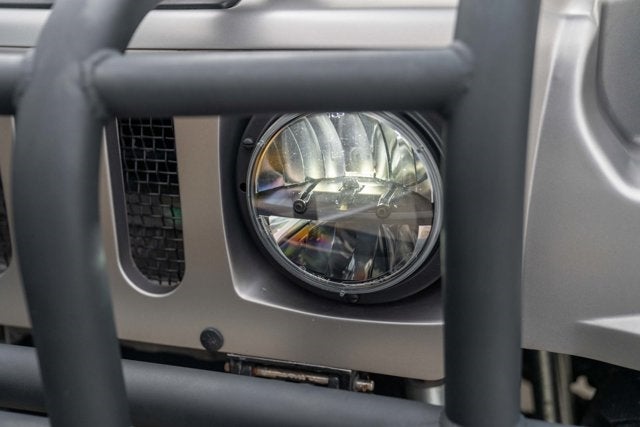 2001 AM General Hummer 4-Passenger Wgn Enclosed