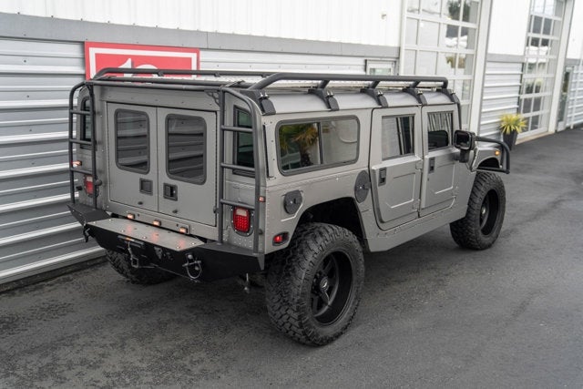 2001 AM General Hummer 4-Passenger Wgn Enclosed
