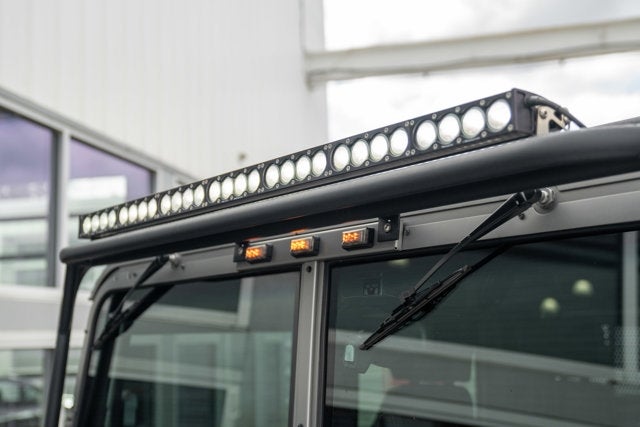 2001 AM General Hummer 4-Passenger Wgn Enclosed