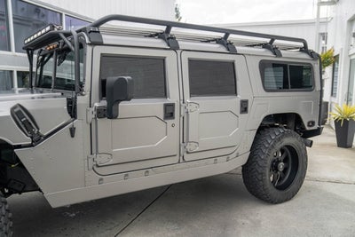 2001 AM General Hummer 4-Passenger Wgn Enclosed