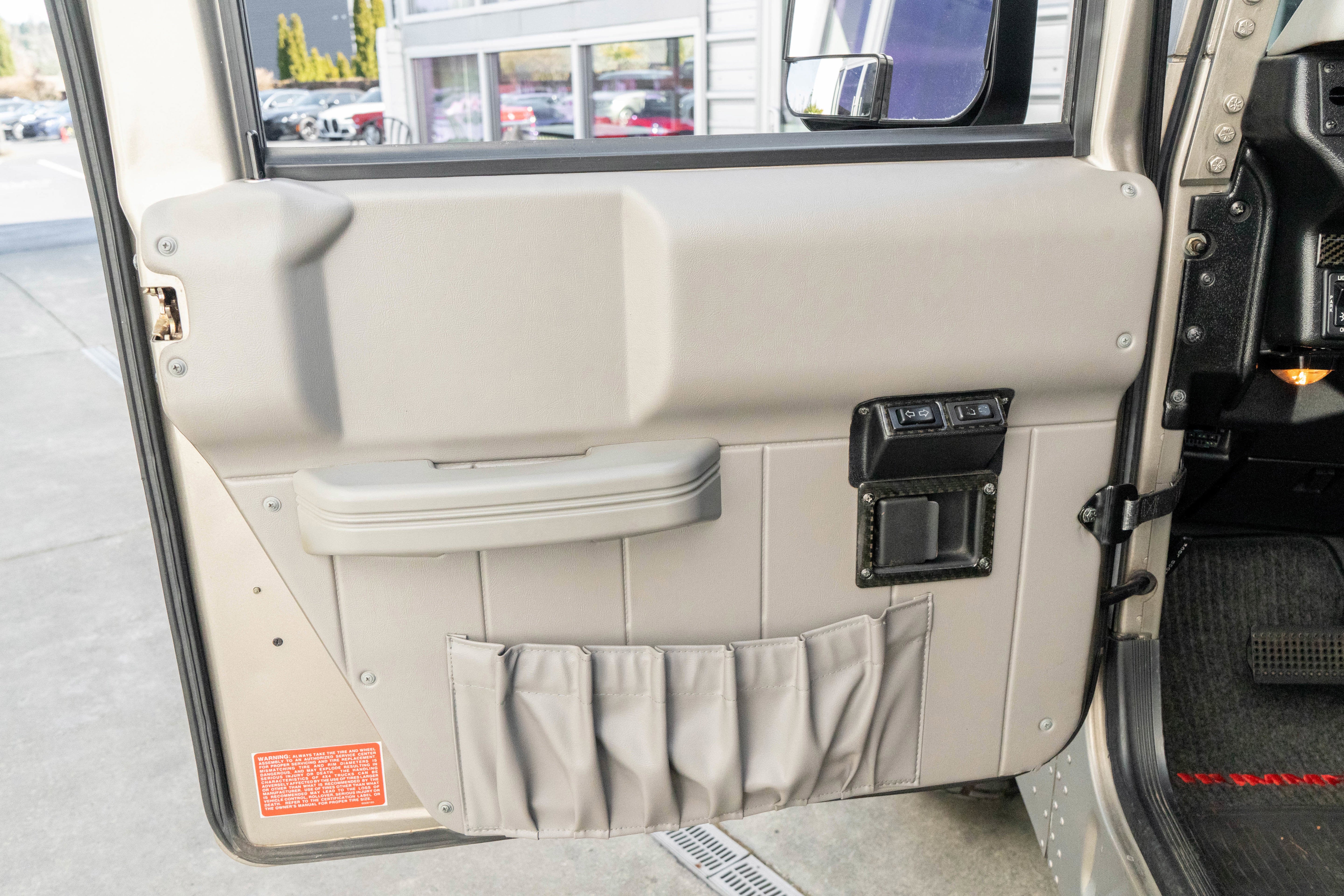 2000 AM General Hummer 4-Passenger Open Top Hard Doors