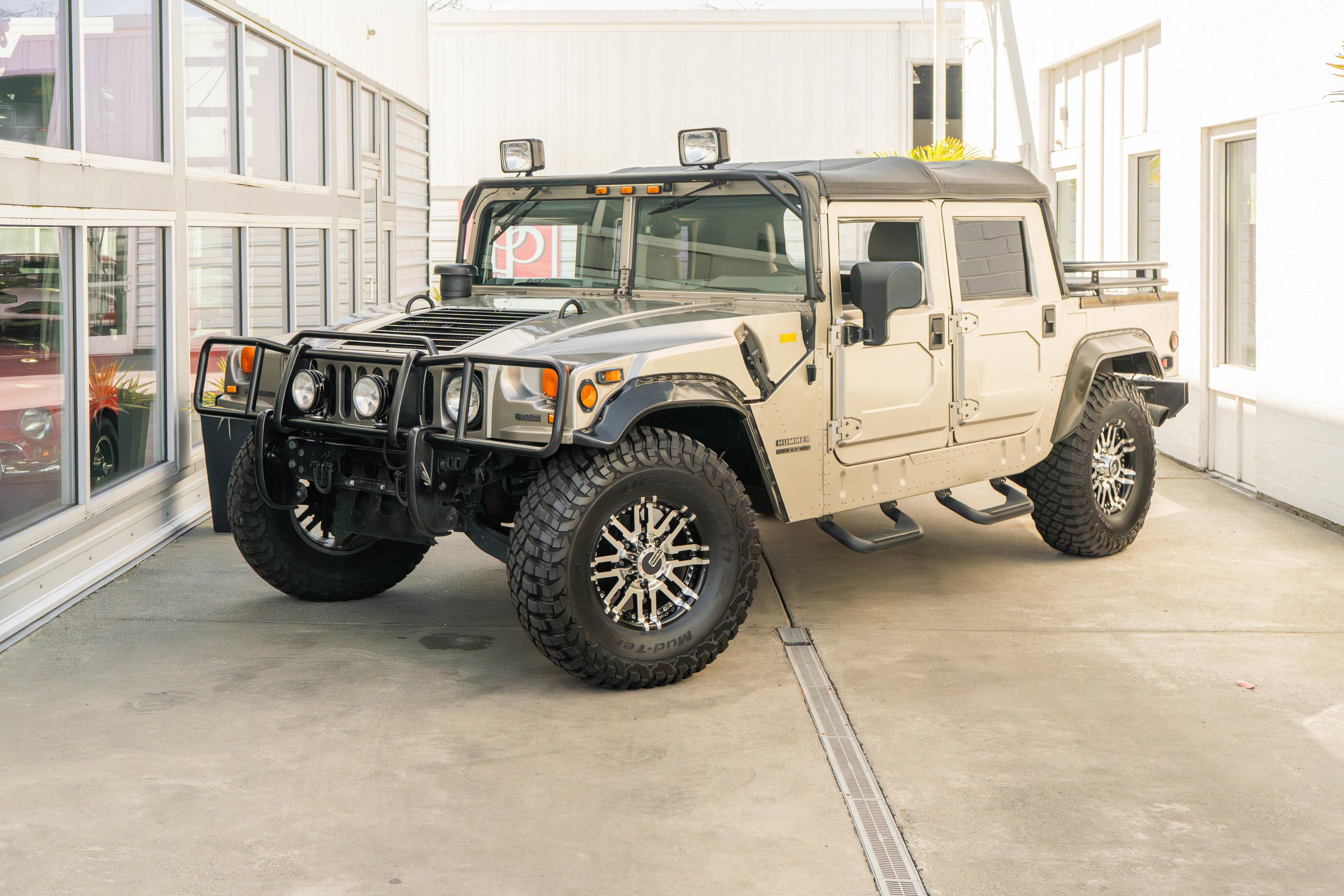 2000 AM General Hummer 4-Passenger Open Top Hard Doors