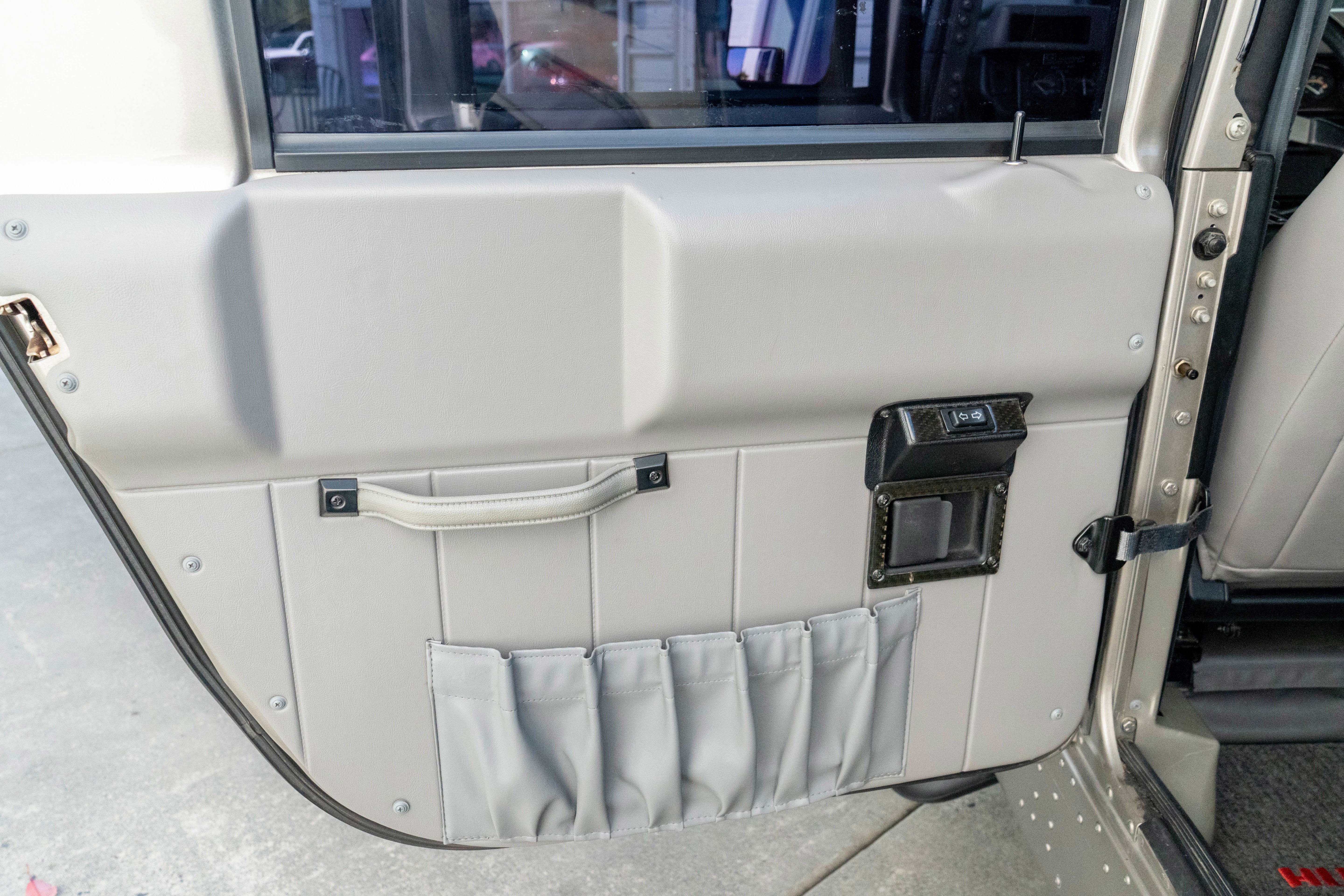 2000 AM General Hummer 4-Passenger Open Top Hard Doors