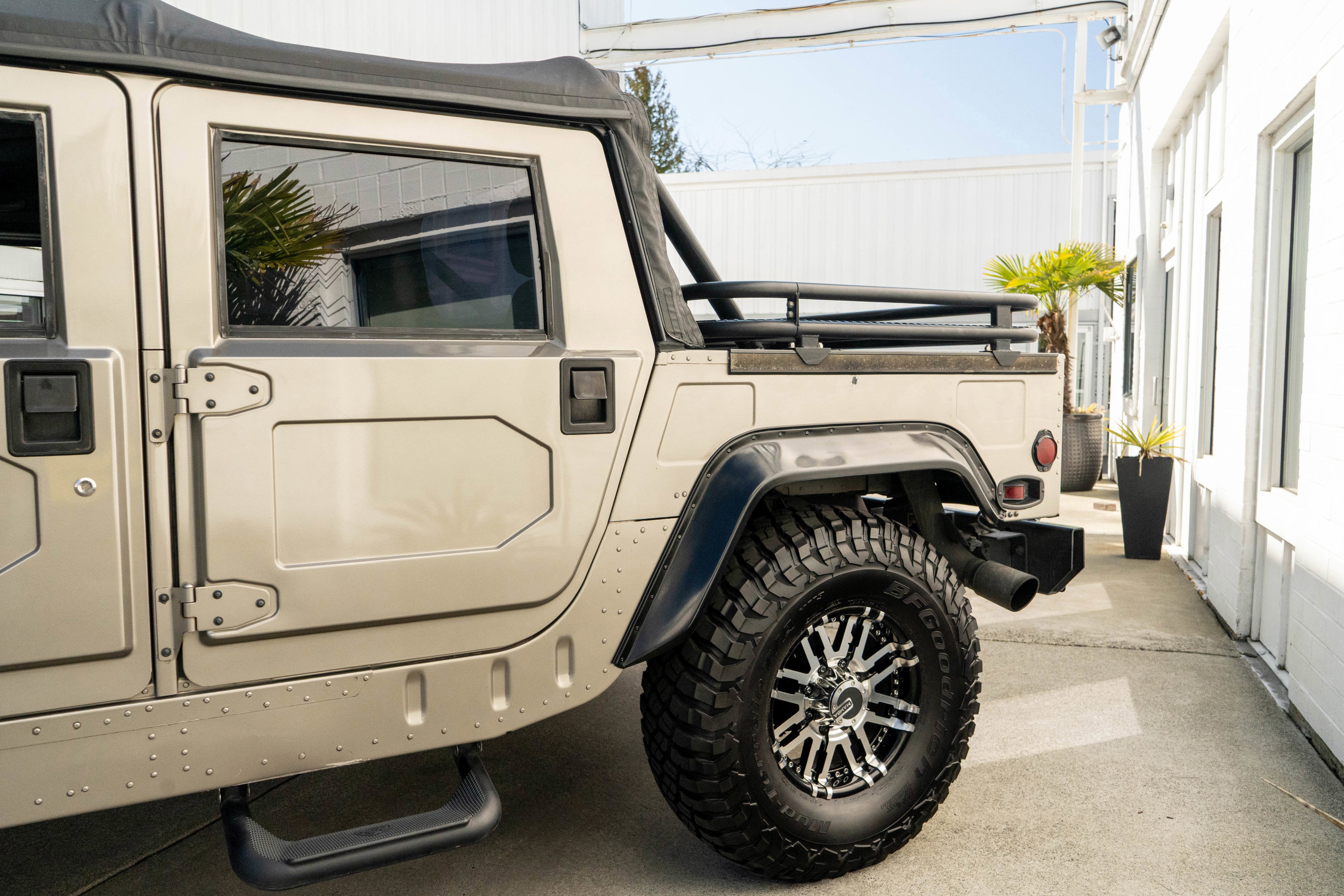 2000 AM General Hummer 4-Passenger Open Top Hard Doors