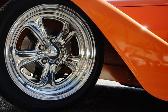 1933 Ford Roadster Hot-Rod Re-Creation