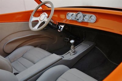 1933 Ford Roadster Hot-Rod Re-Creation