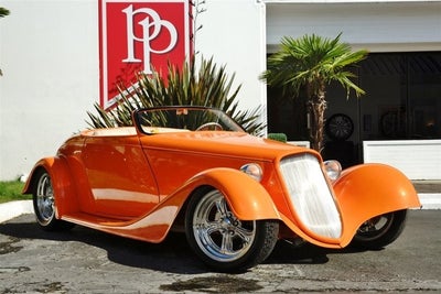 1933 Ford Roadster Hot-Rod Re-Creation