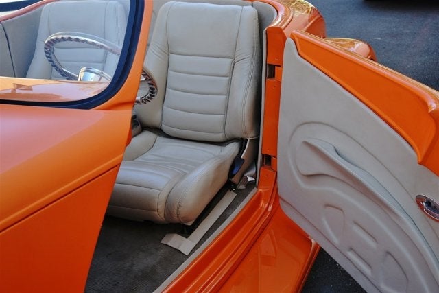 1933 Ford Roadster Hot-Rod Re-Creation