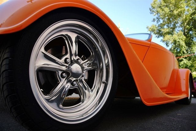 1933 Ford Roadster Hot-Rod Re-Creation