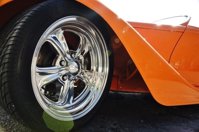 1933 Ford Roadster Hot-Rod Re-Creation