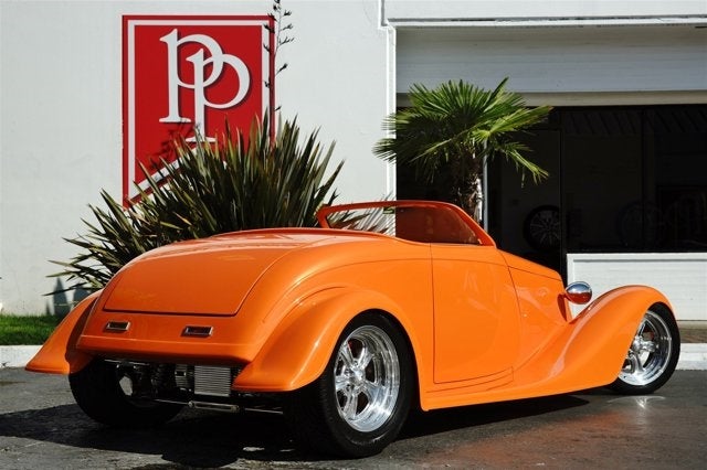 1933 Ford Roadster Hot-Rod Re-Creation