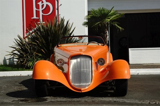 1933 Ford Roadster Hot-Rod Re-Creation