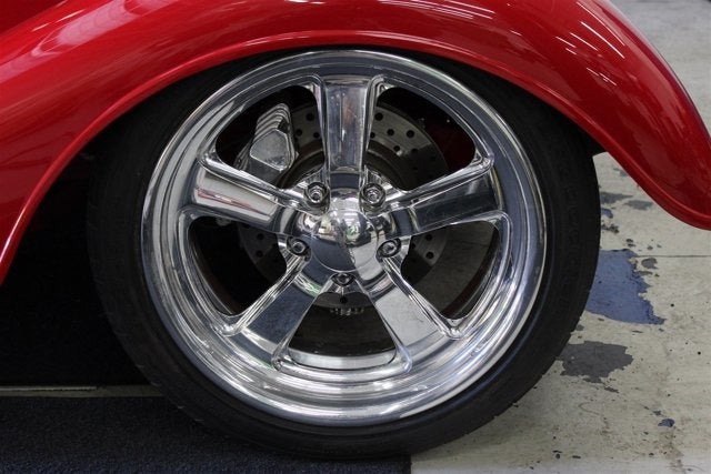 1933 Ford Custom Roadster Base