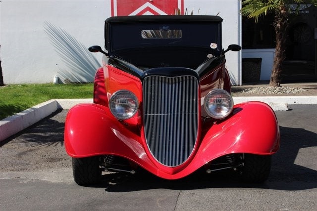 1933 Ford Custom Roadster Base