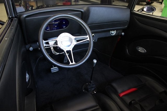 1933 Ford Custom Roadster Base