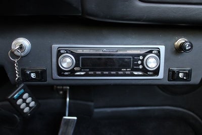 1933 Ford Custom Roadster Base