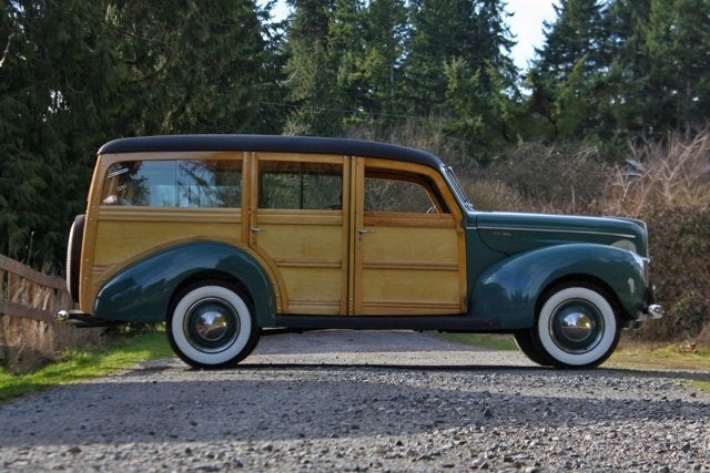 1940 Ford Deluxe Station Wagon