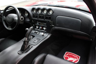 2002 Dodge Viper GTS
