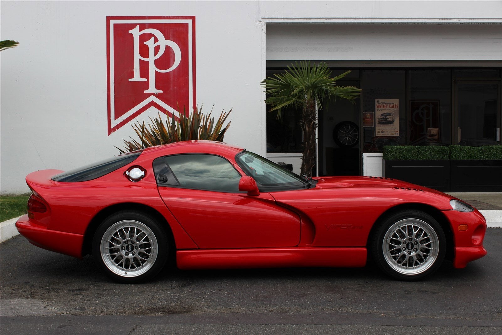 2002 Dodge Viper GTS