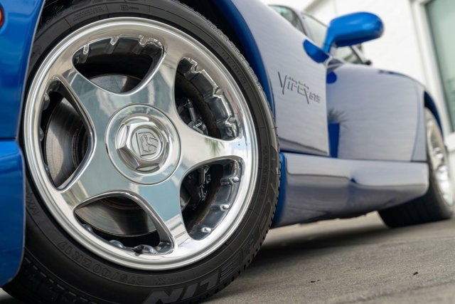 1997 Dodge Viper GTS