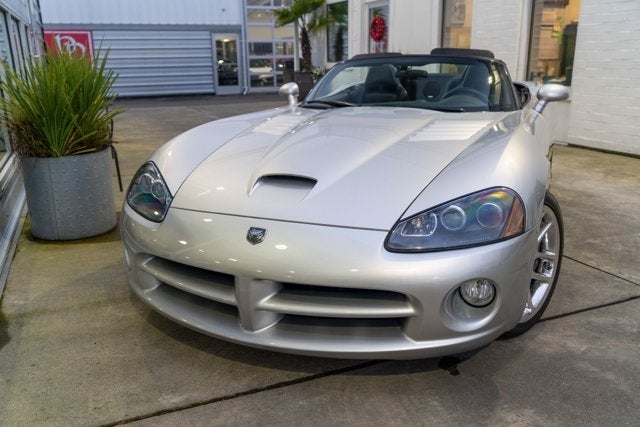 2003 Dodge Viper SRT-10
