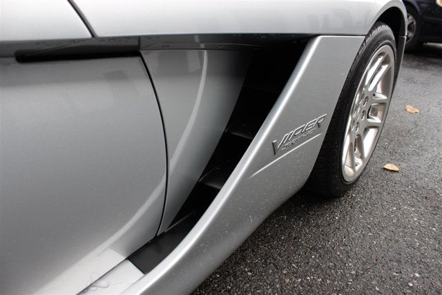 2003 Dodge Viper SRT-10