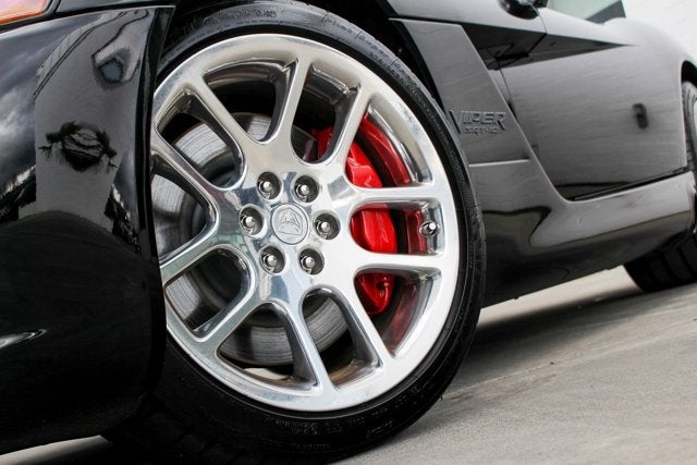 2005 Dodge Viper SRT10