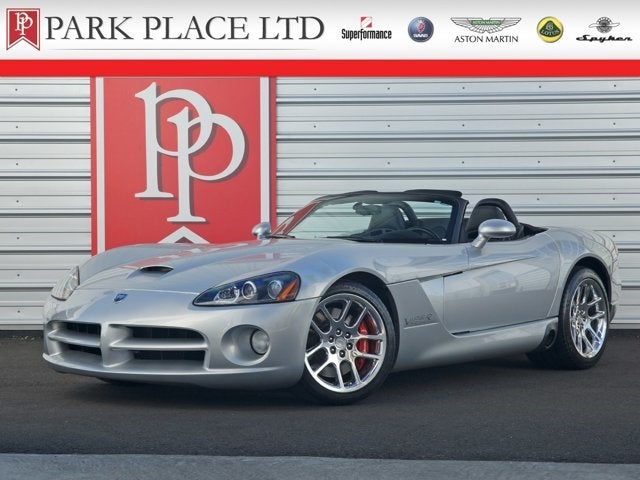 2004 Dodge Viper SRT10