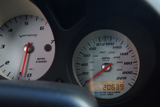 2004 Dodge Viper SRT10