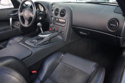 2004 Dodge Viper SRT10