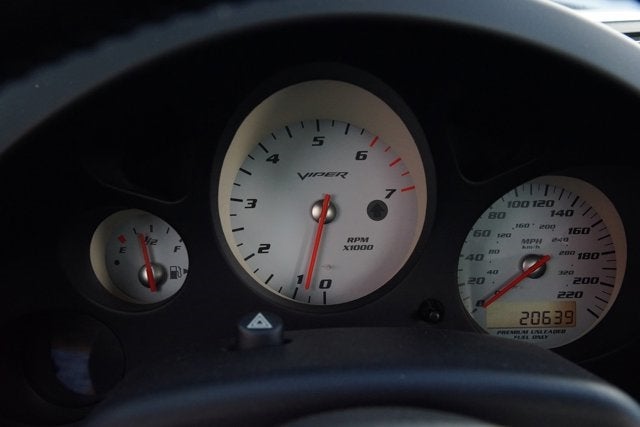 2004 Dodge Viper SRT10