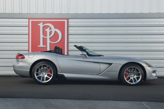 2004 Dodge Viper SRT10