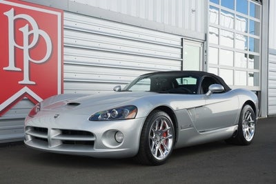 2004 Dodge Viper SRT10