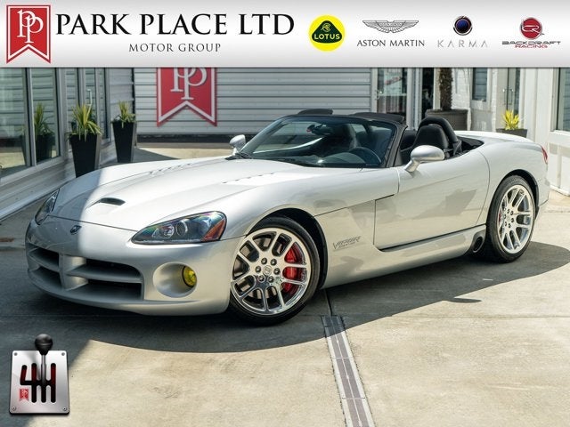 2004 Dodge Viper SRT10