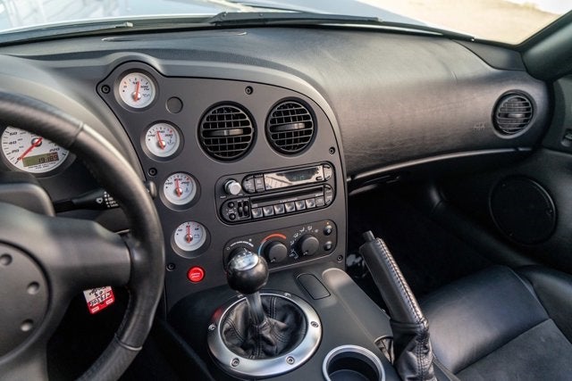 2004 Dodge Viper SRT10
